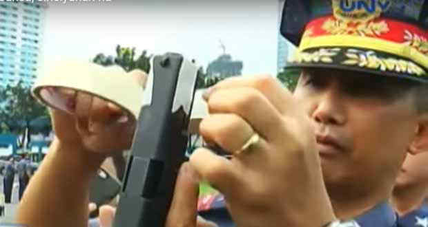 Masbate police force muzzle-tape service firearms for the holidays