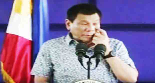 President Duterte visits Bicol military camp in a breeze